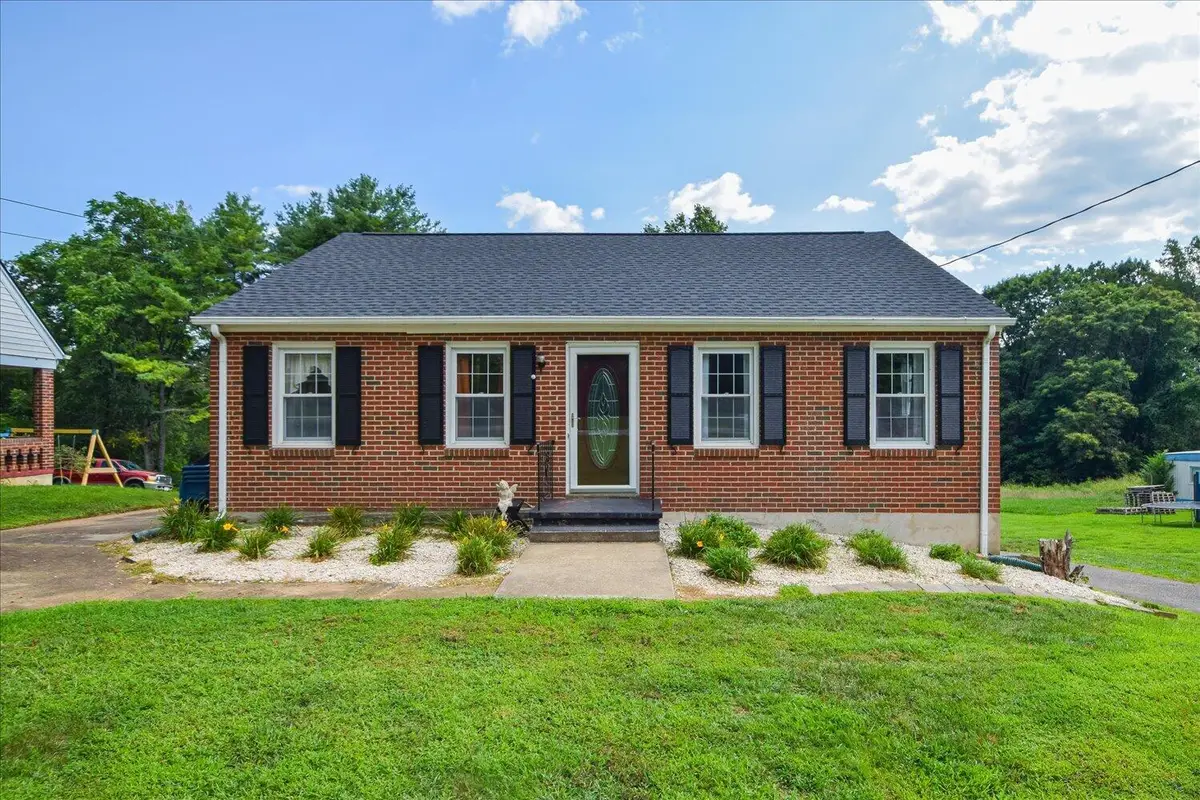 5129 Boonsboro Rd, Lynchburg, VA 24503 - #1