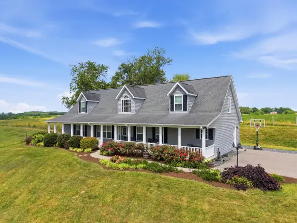 3535 Dairy Rd, Christiansburg, VA 24073