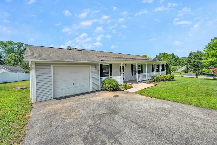 271 Leanor St, Rocky Mount, VA 24151 - #2