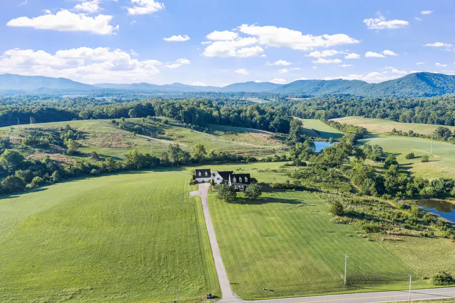 4513 Blacksburg Rd, Troutville, VA 24175 - #3
