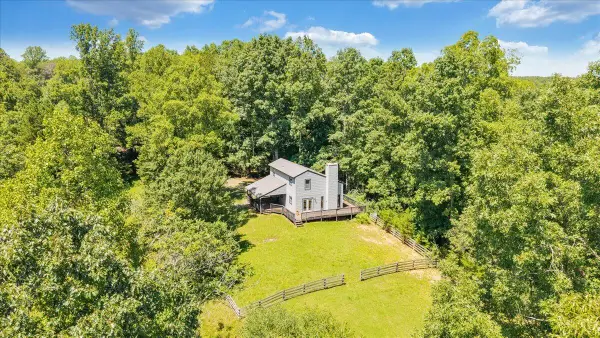 620 Varley Ln, Martinsville, VA 24112