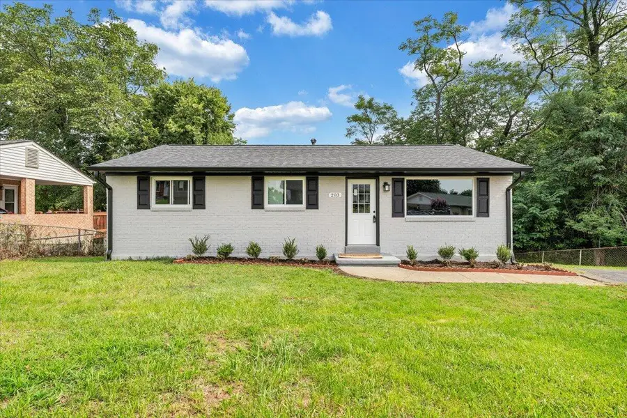 203 Cherryhill Rd Nw, Roanoke, VA 24017 - #2
