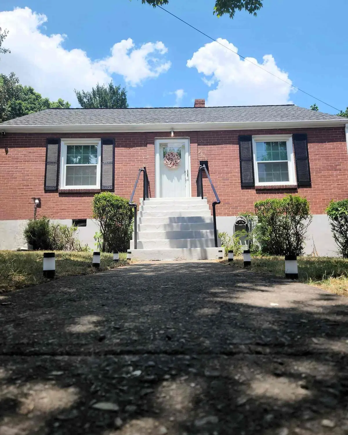 2611 Fairway Dr Sw, Roanoke, VA 24015 - #1