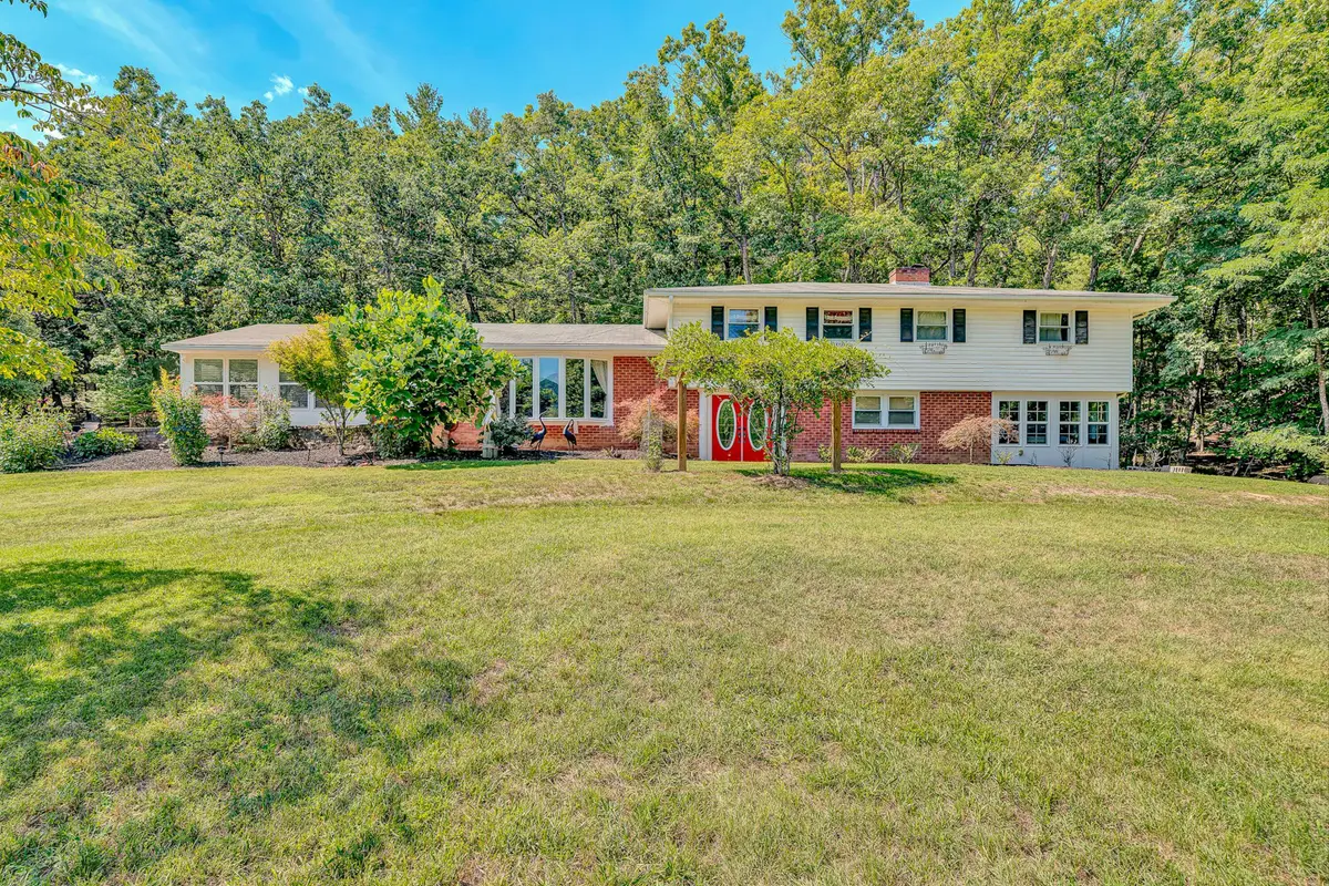 3872 Carvins Cove, Salem, VA 24153 - #1