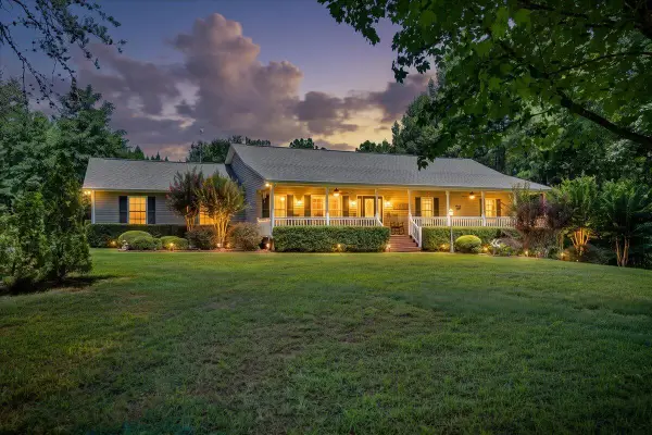 2895 Coopers Mountain Rd, Martinsville, VA 24112