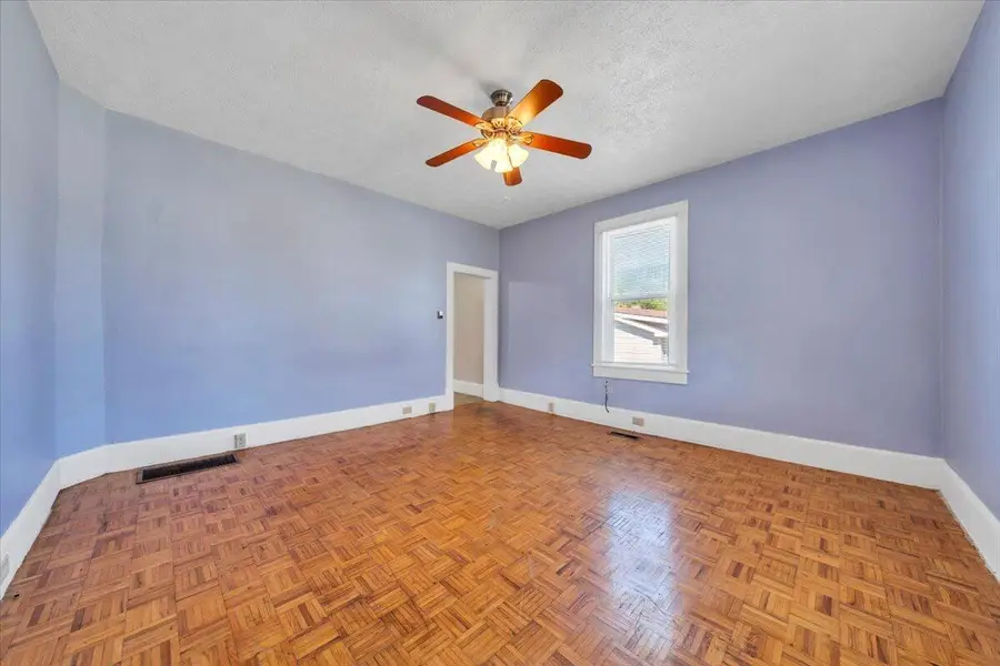 112 1st Ave, Cloverdale, VA 24077 - #2