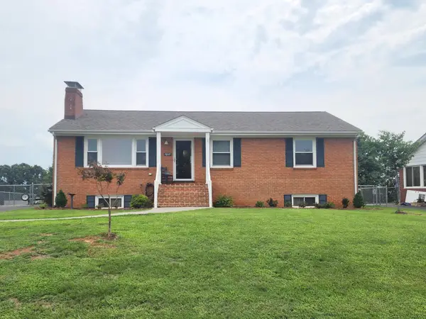 1013 Blandford, Vinton, VA 24179