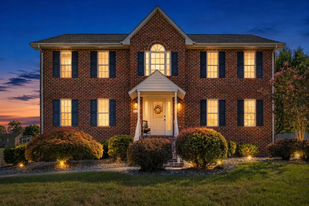 122 Yorktown Rd, Troutville, VA 24175 - #1