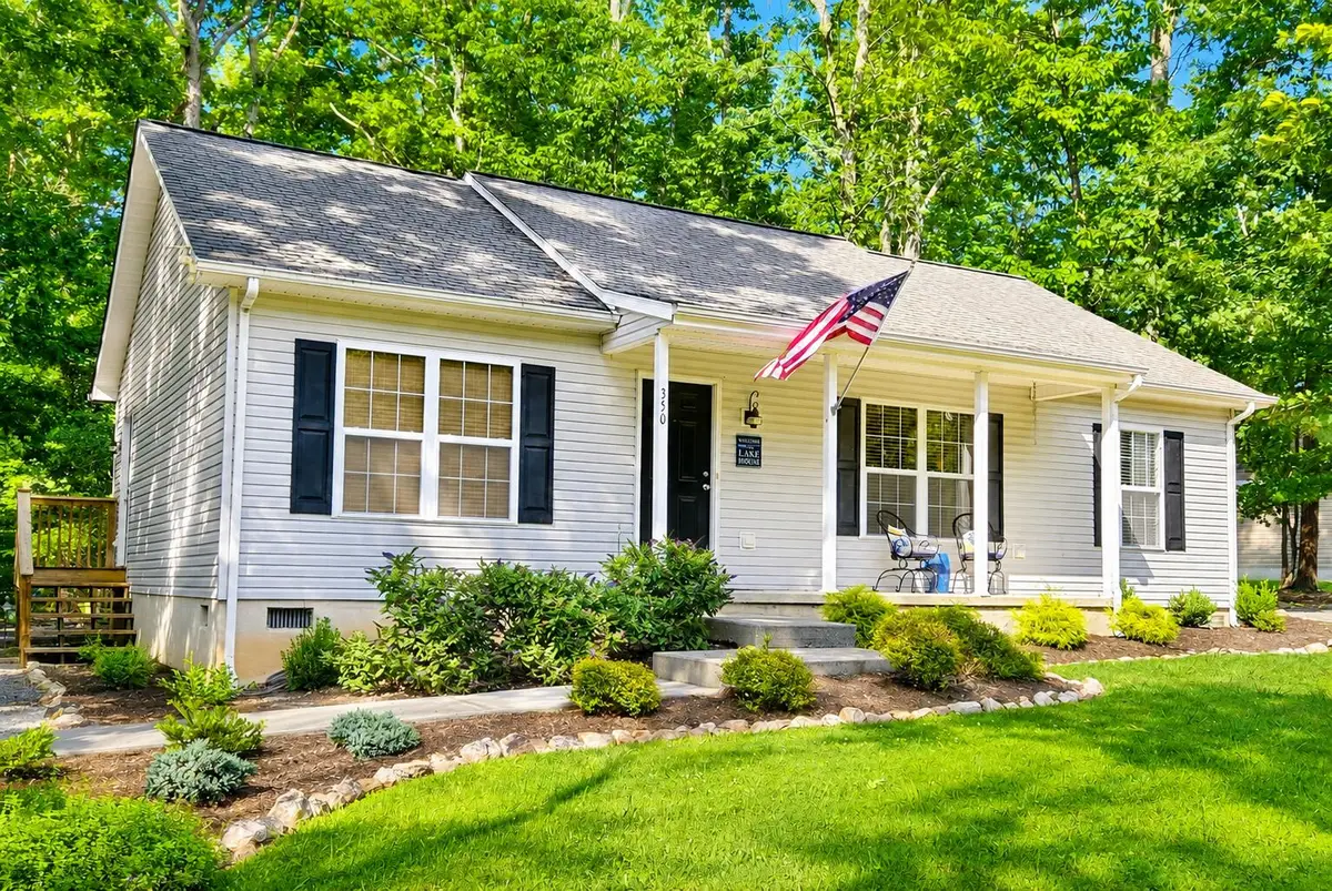 350 Stripers Ln, Moneta, VA 24121 - #1
