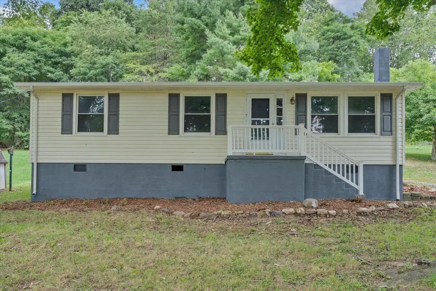 1620 Little Catawba Creek Rd, Troutville, VA 24175 - #2