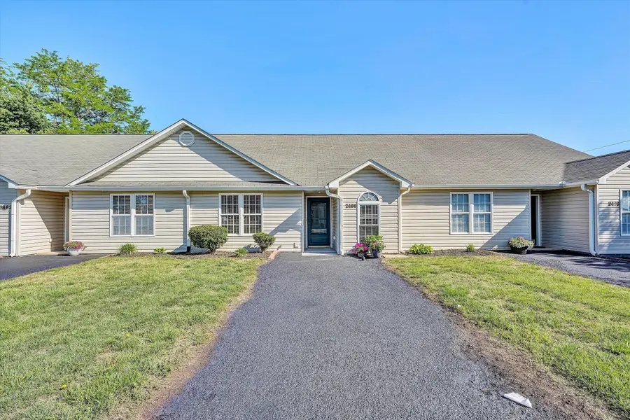 2480 Tuckawana Cir Nw #2480, Roanoke, VA 24017 - #3