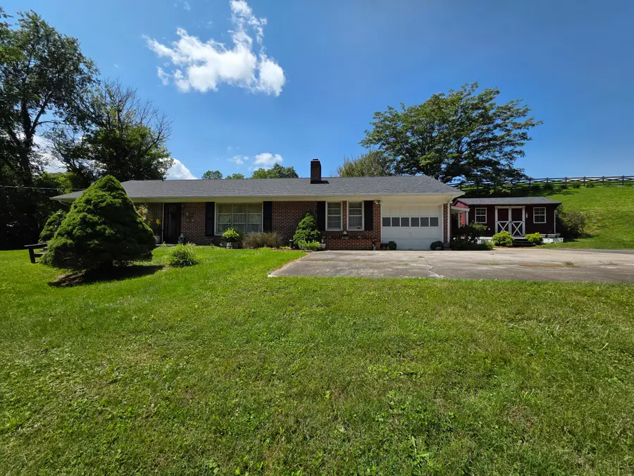 1377 Floyd Hwy N, Floyd, VA 24091 - #3