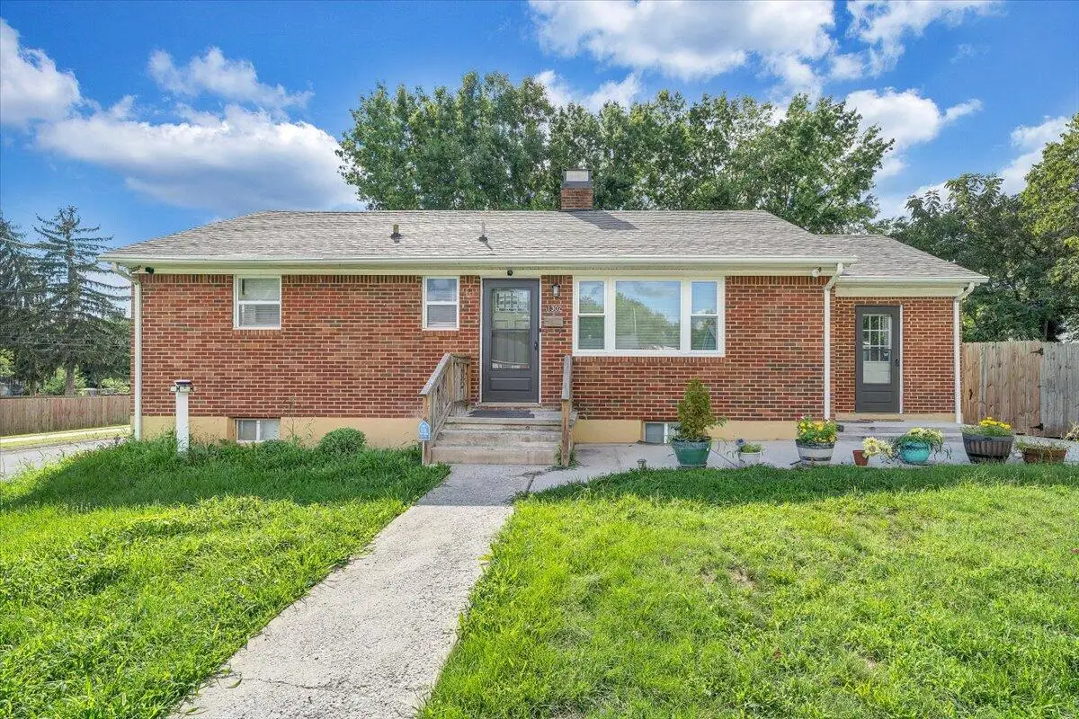 1302 22nd St Nw, Roanoke, VA 24017 - #1
