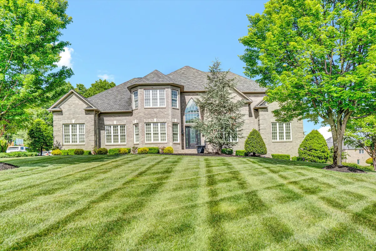 3846 Eagle Crest Dr, Roanoke, VA 24018 - #1