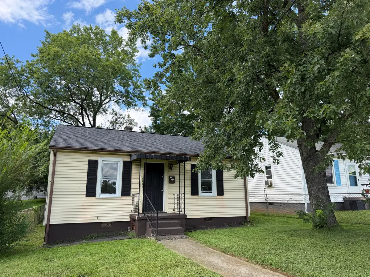 930 Morgan Ave Se, Roanoke, VA 24013 - #1