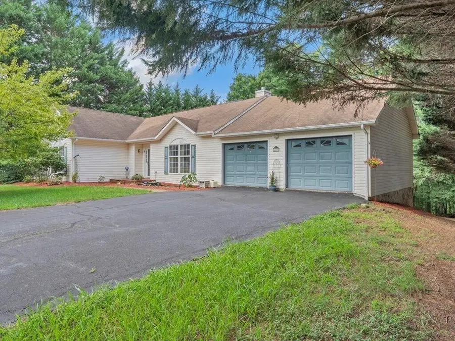 446 Ellsworth, Ridgeway, VA 24148 - #2