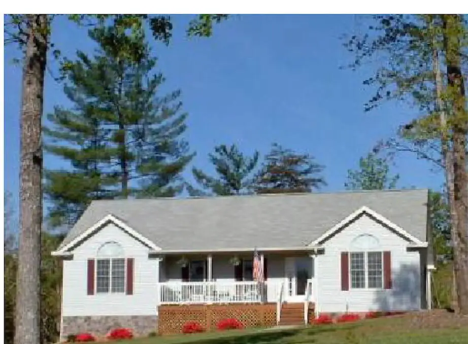 200 Oak Garden Dr, Boones Mill, VA 24065 - #1