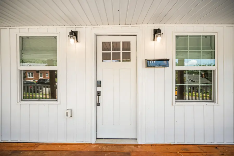 435 Stafford St, Lynchburg, VA 24501 - #3