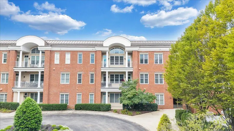 2125 Yellow Mountain, Roanoke, VA 24014 - #2