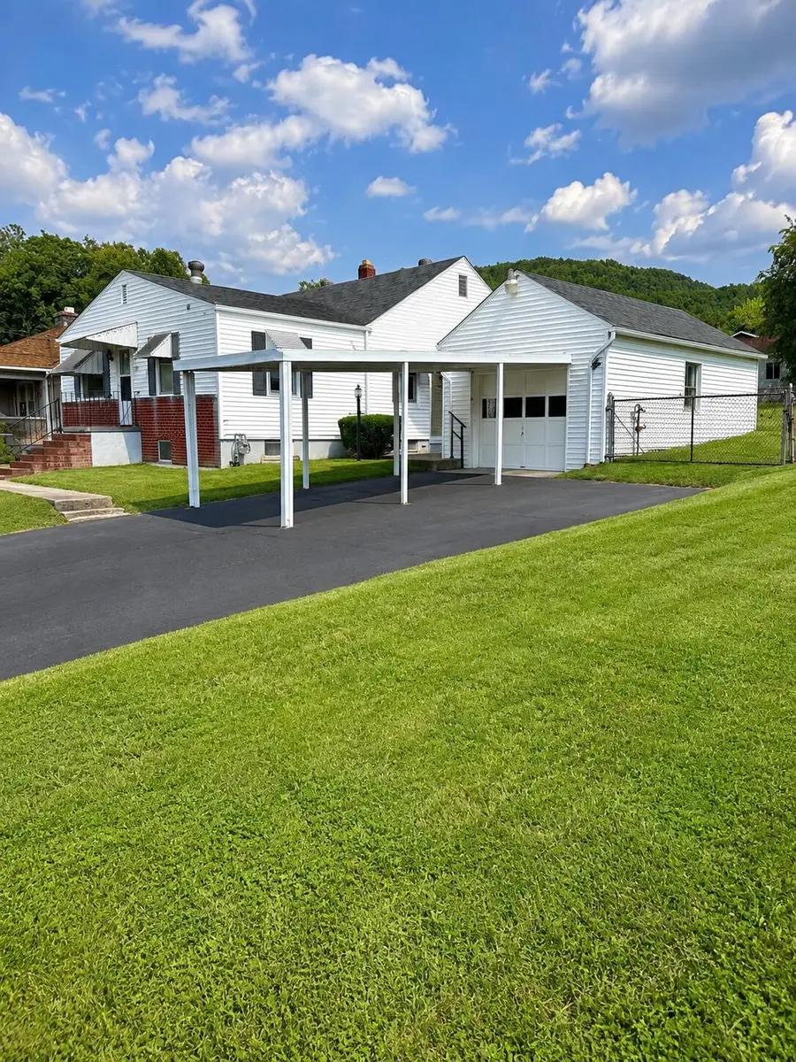 317 E Pennsylvania, Covington, VA 24426 - #2