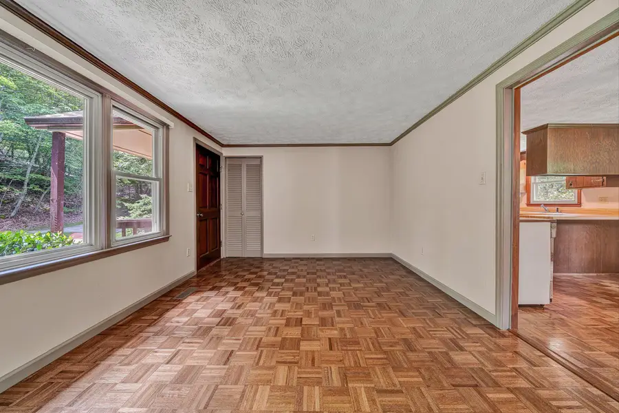 1005 Questor, Vinton, VA 24179 - #2
