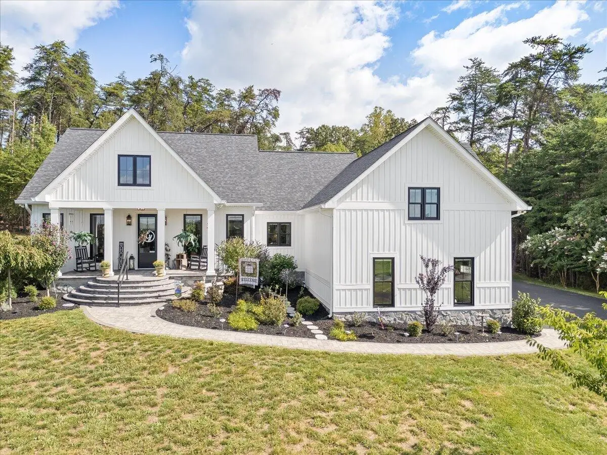 151 Park Way, Moneta, VA 24121 - #1