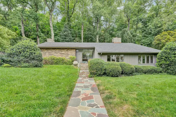 3203 Peakwood Dr Sw, Roanoke, VA 24014