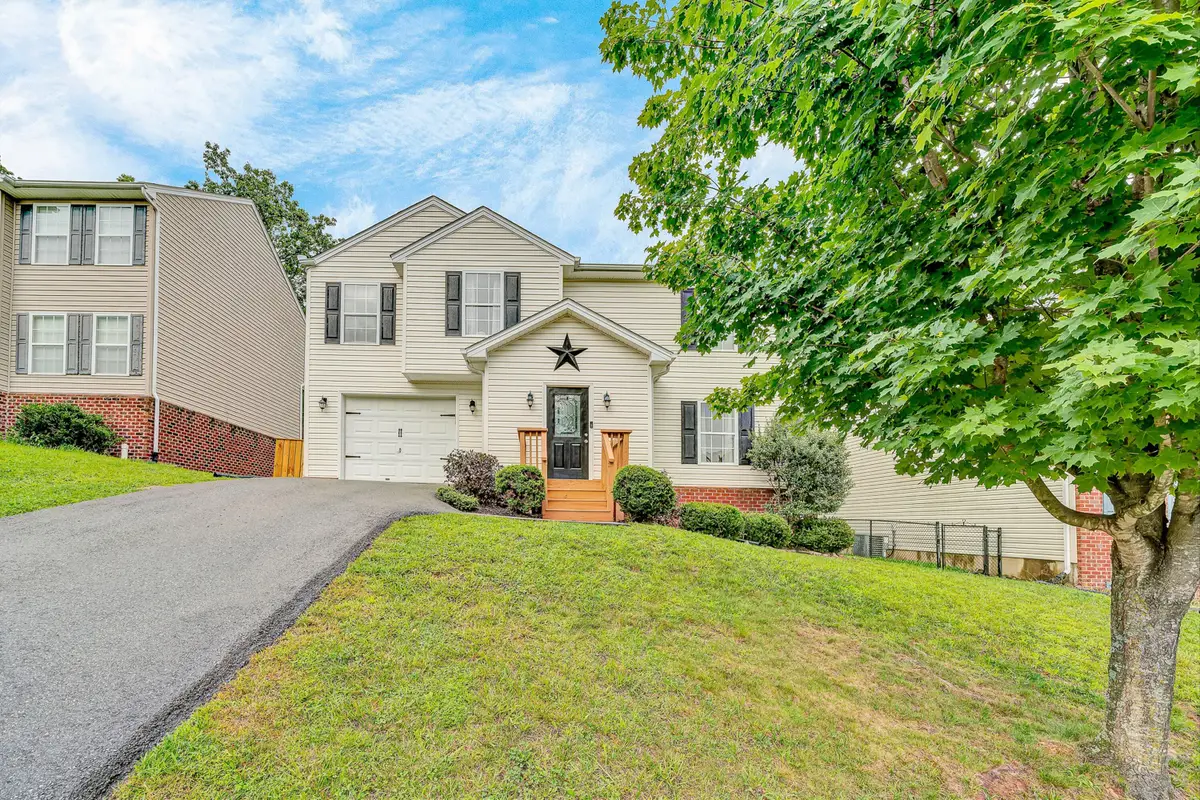 1917 Connors Run, Salem, VA 24153 - #1