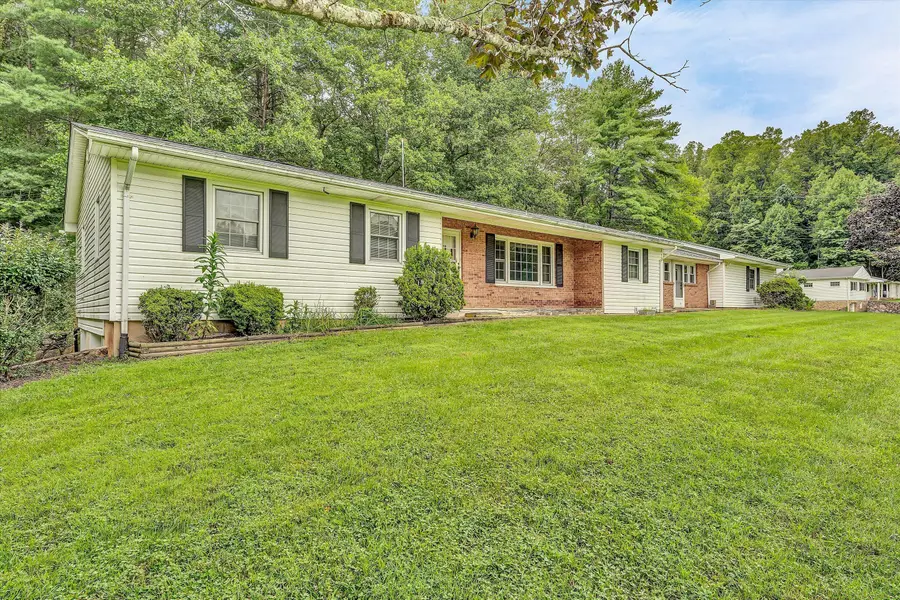2286 Drewrys Hill, Vinton, VA 24179 - #3