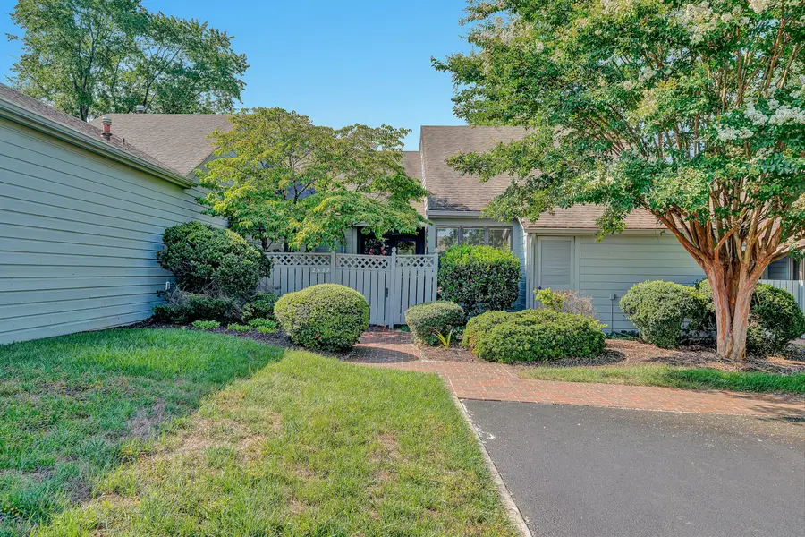 2537 S Clearing Rd, Salem, VA 24153 - #2