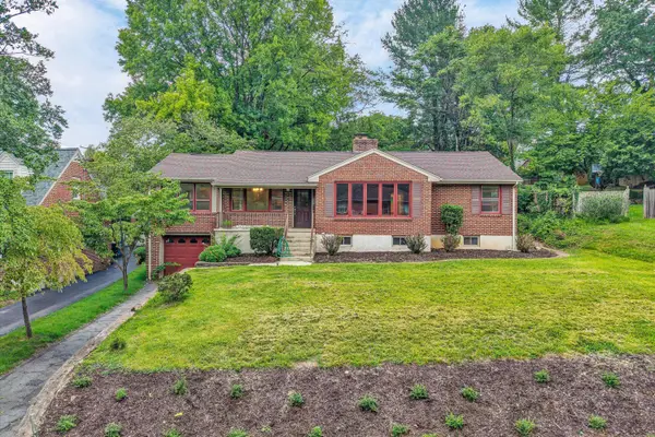 1909 Blenheim Rd Sw, Roanoke, VA 24015