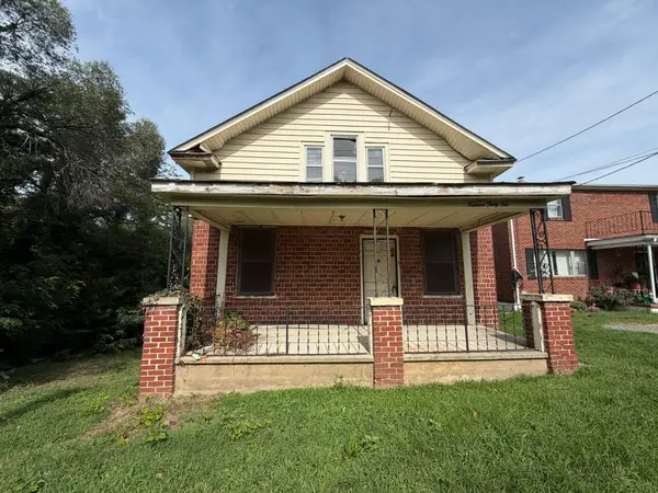 1431 Burrell St Nw, Roanoke, VA 24012