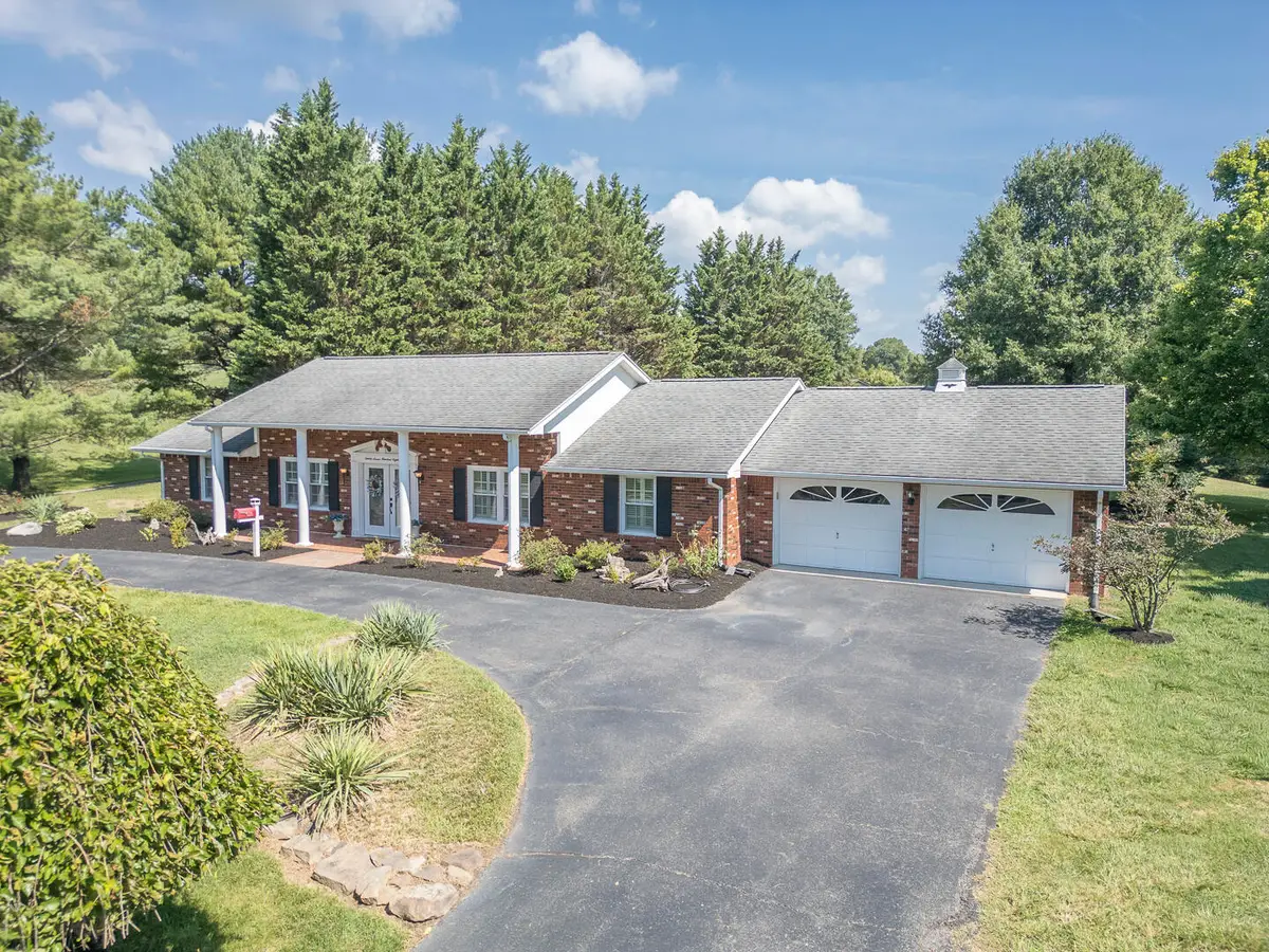 2708 Catawba, Troutville, VA 24175 - #1