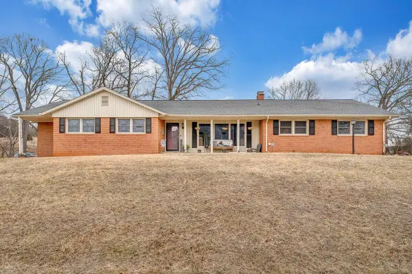 162 Ridgewood, Troutville, VA 24175