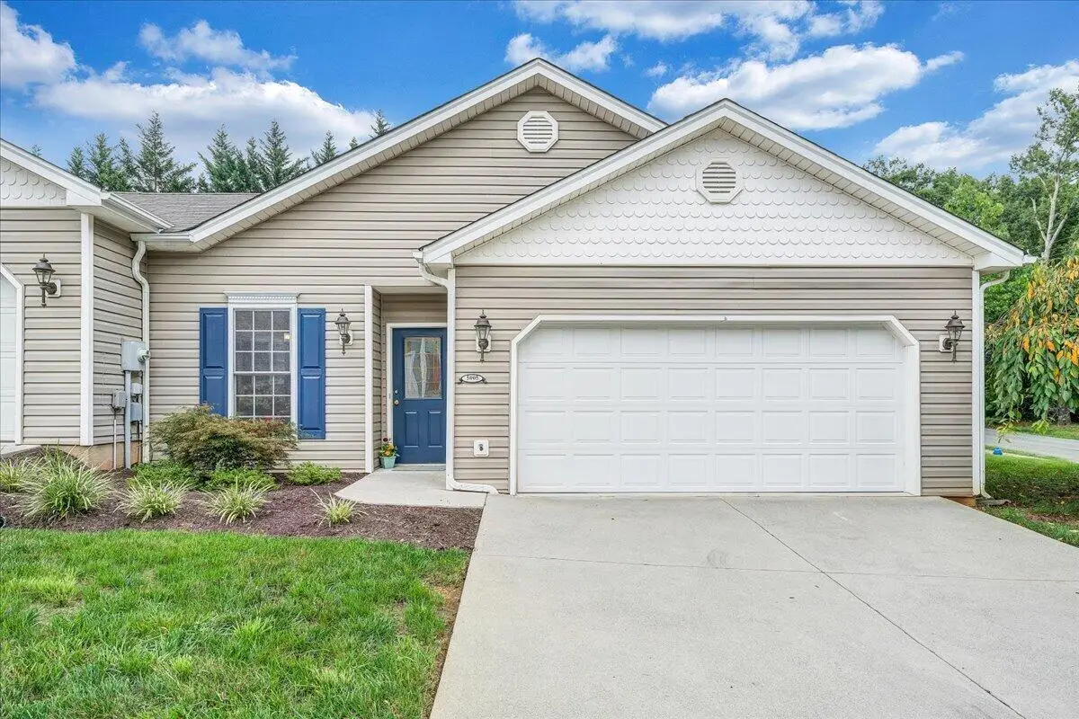 5005 Country Cottage, Roanoke, VA 24018 - #1