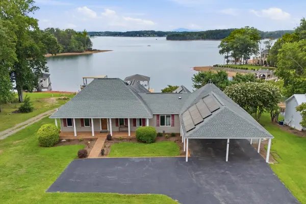121 Penhook Point, Penhook, VA 24137