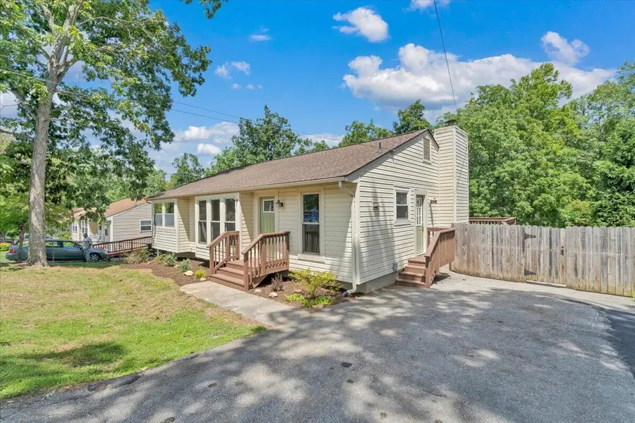 7311 Acorn Trl, Roanoke, VA 24019 - #3