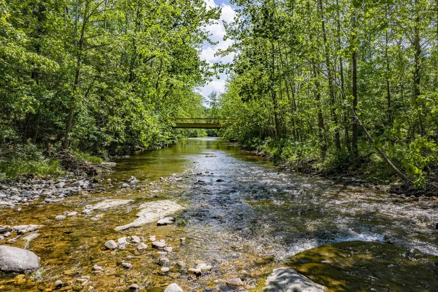 53 & 13 Siding, Vesuvius, VA 24483 - #2