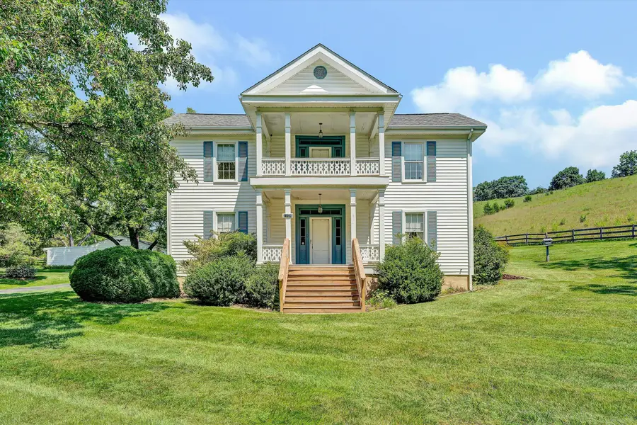 2704 Mountain Pass, Troutville, VA 24175 - #3
