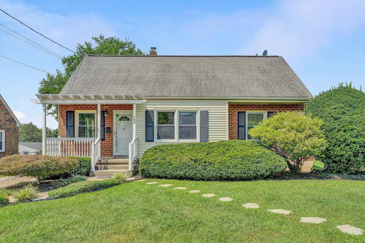 303 Valleydale Ave, Salem, VA 24153 - #1