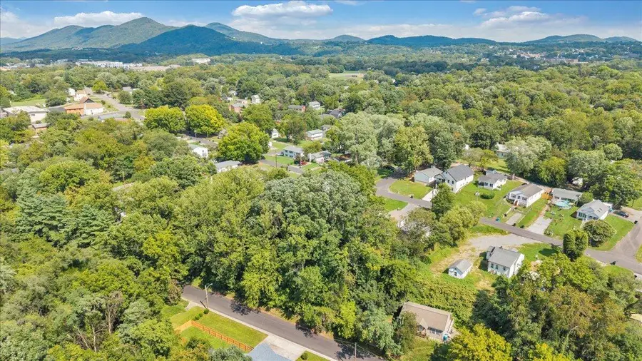 0 17th, Roanoke, VA 24012 - #3