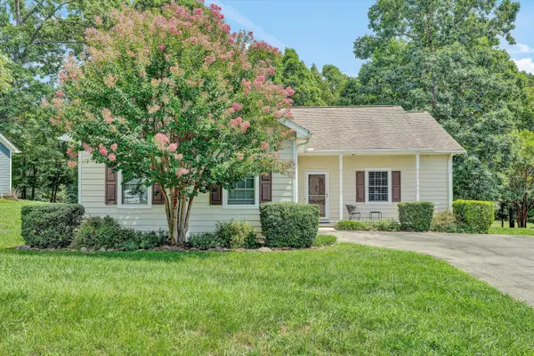1103 Joffrey, Huddleston, VA 24104