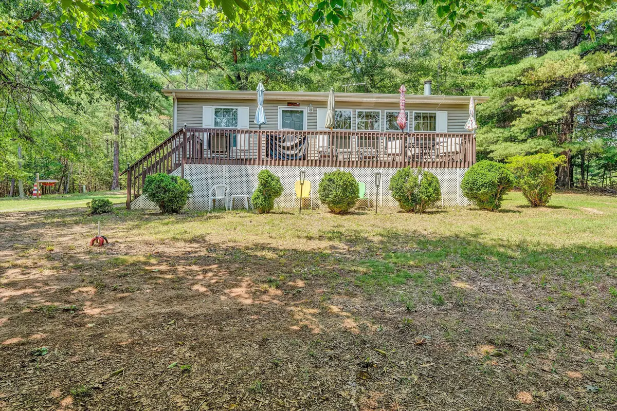 1140 Lauras, Huddleston, VA 24104 - #1