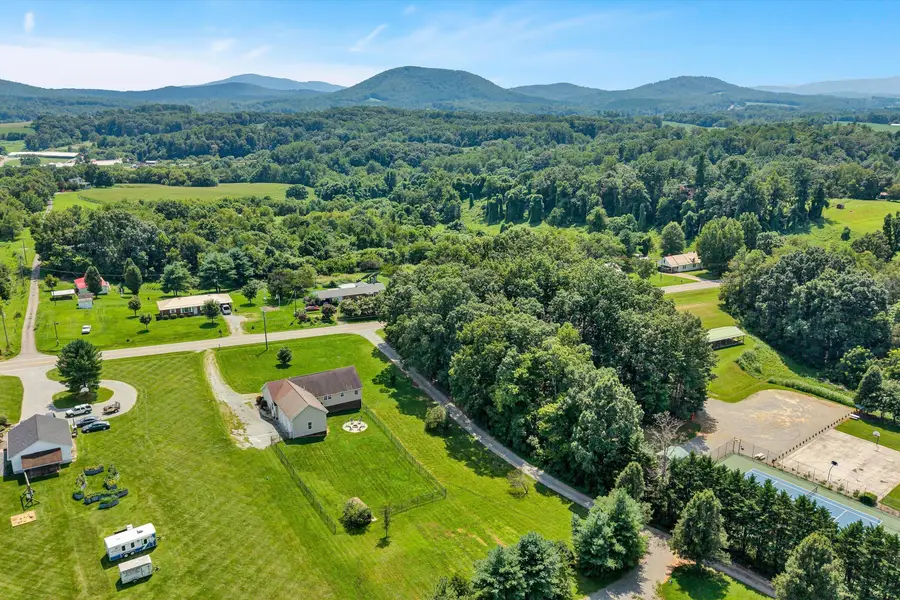 2220 Callaway Rd, Rocky Mount, VA 24151 - #2