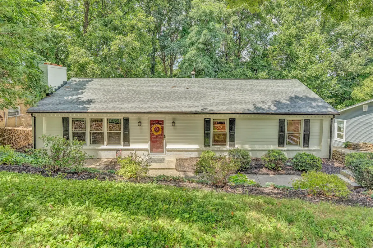 3019 Bancroft Dr Sw, Roanoke, VA 24014 - #1