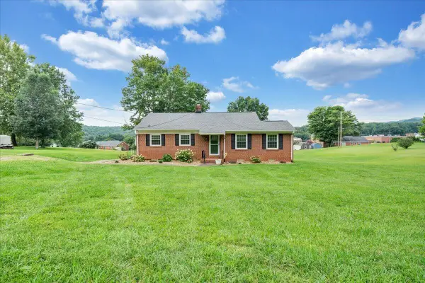 235 Arthur, Ferrum, VA 24088