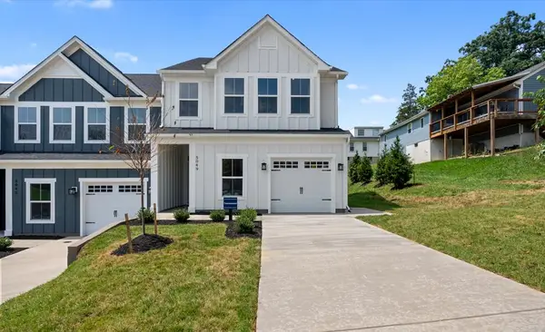 5049 Medmont Cir Sw, Roanoke, VA 24018