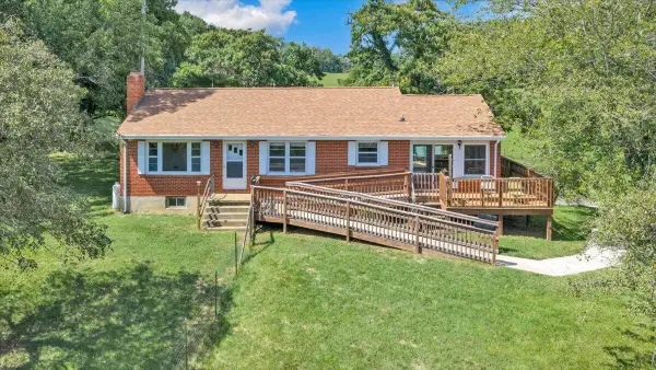 7815 Lee Hwy, Troutville, VA 24175