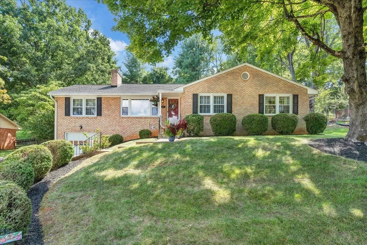 5728 Castle Rock, Roanoke, VA 24018 - #1