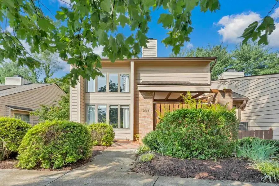 209 Windward, Roanoke, VA 24018 - #2